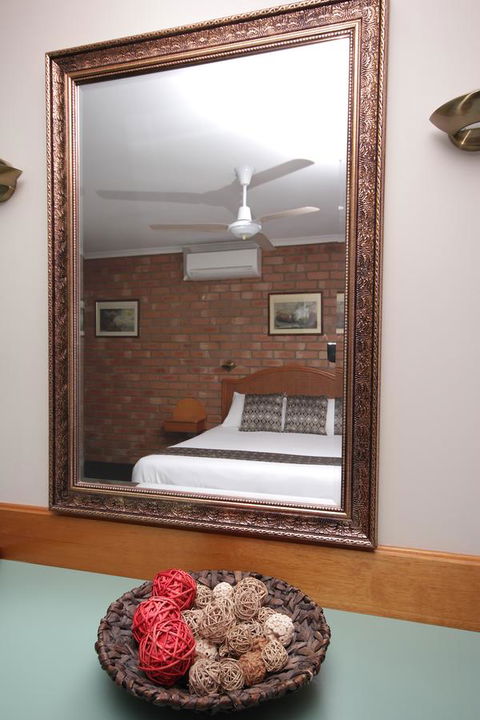 Sapphire Waters Motor Inn - Accommodation NSW 15