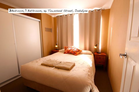 Full Circle Apartments - Accommodation NSW 21