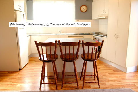 Full Circle Apartments - Accommodation NSW 15