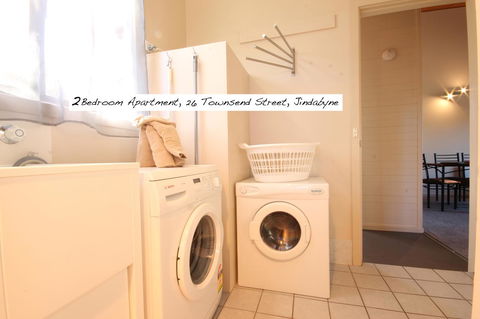 Full Circle Apartments - Accommodation NSW 29