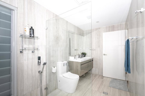 Luxury Villa Darlington - Vine - Accommodation NSW 40
