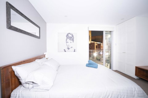 Luxury Villa Darlington - Vine - Accommodation NSW 26