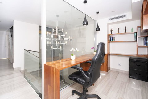 Luxury Villa Darlington - Vine - Accommodation NSW 14