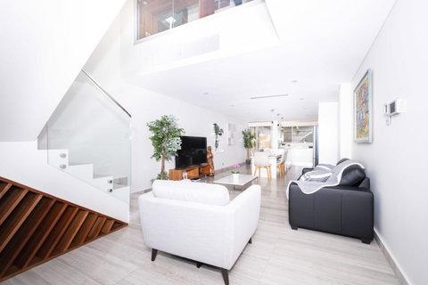 Luxury Villa Darlington - Vine - Accommodation NSW 0