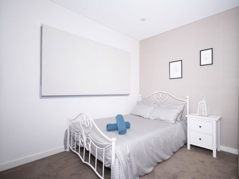 Luxury Villa Darlington - Vine - Accommodation NSW 30