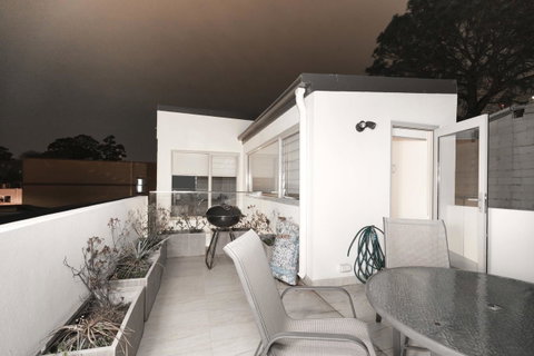 Luxury Villa Darlington - Vine - Accommodation NSW 16