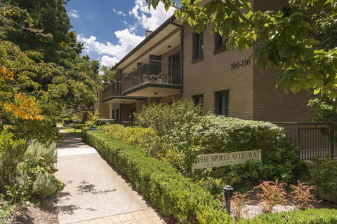 Leisure Inn Spires - Accommodation NSW 2