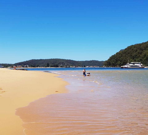 BookerBay Retreat! - Accommodation NSW 2