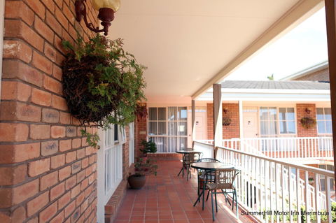 Summerhill Motor Inn - Accommodation NSW 21
