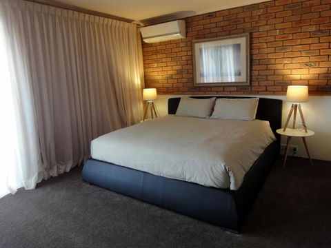 Summerhill Motor Inn - Accommodation NSW 36