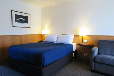 Summerhill Motor Inn - Accommodation NSW 2
