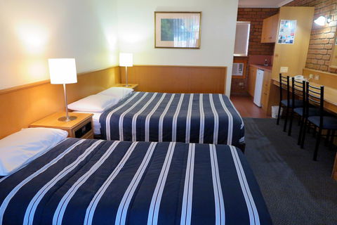 Summerhill Motor Inn - Accommodation NSW 37