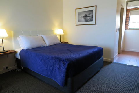 Summerhill Motor Inn - Accommodation NSW 6