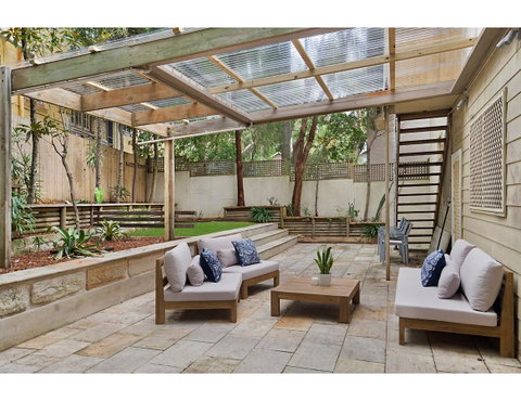 Huge Garden Apartment In The Heart Of Bondi Beach - Accommodation NSW 3