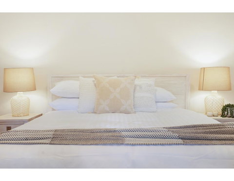 Huge Garden Apartment In The Heart Of Bondi Beach - Accommodation NSW 7