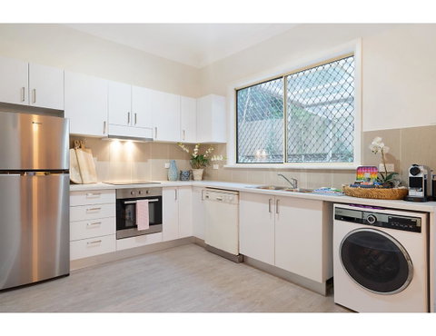 Huge Garden Apartment In The Heart Of Bondi Beach - Accommodation NSW 25