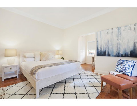 Huge Garden Apartment In The Heart Of Bondi Beach - Accommodation NSW 1