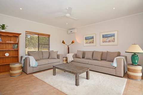 JE Guesthouse, Central To All The Hunter Valley Has To Offer - Accommodation NSW 2