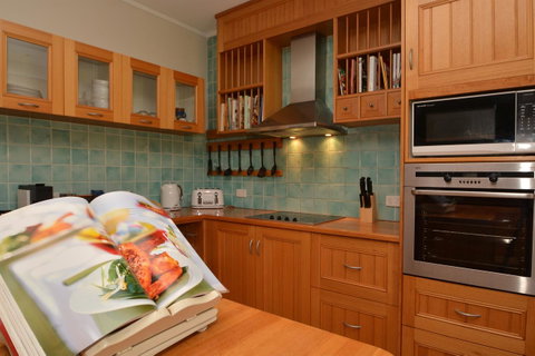 JE Guesthouse, Central To All The Hunter Valley Has To Offer - Accommodation NSW 14