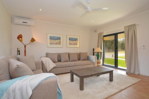JE Guesthouse, Central To All The Hunter Valley Has To Offer - Accommodation NSW 1