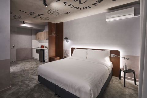 The Collectionist Newtown - Accommodation NSW 18