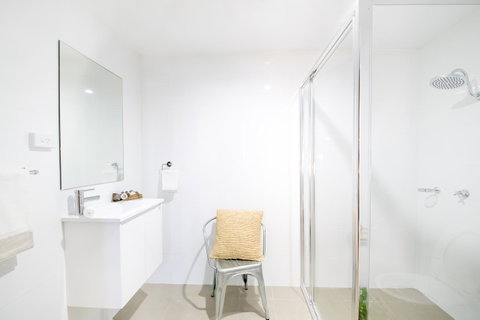 The Urban Newtown - Accommodation NSW 7
