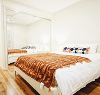 Cozy 5 Bed House in Sydney - Accommodation NSW