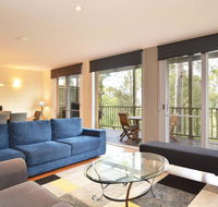 Villa De Saran located within Cypress Lakes - Accommodation NSW