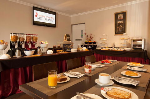 Wine Country Motor Inn - Accommodation NSW 8