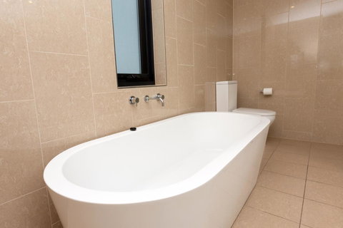 The Penthouse - Accommodation NSW 17