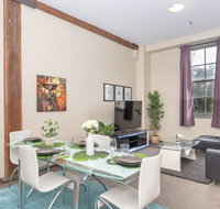 Classic 2 BR Apt in Pyrmont - Accommodation NSW