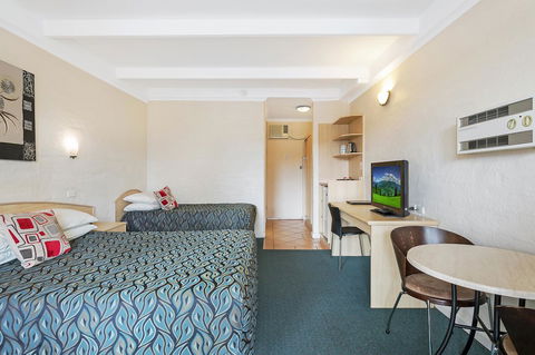 Black Dolphin Resort Motel & Apartments - Accommodation NSW 12