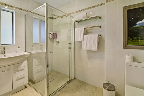 Bundanoon Lodge - Accommodation NSW 40
