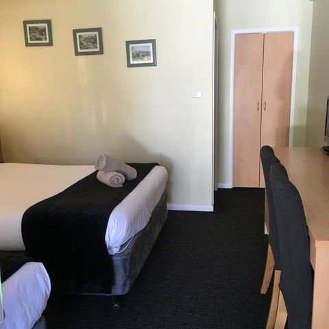 Sky Rider Motor Inn - Accommodation NSW 26