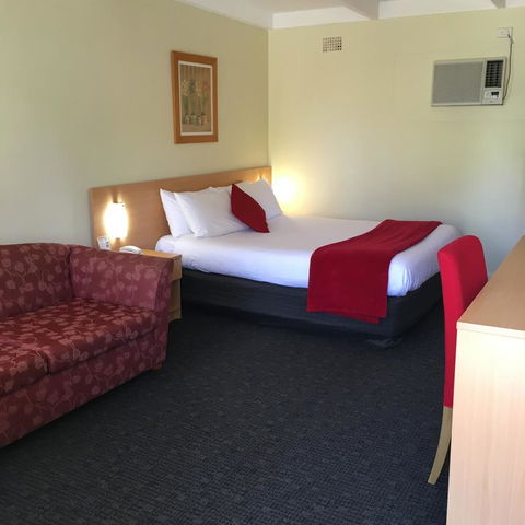 Sky Rider Motor Inn - Accommodation NSW 4