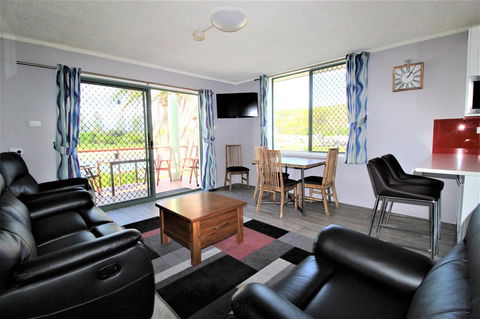 Beachfront 3, 25 Willow Street - Accommodation NSW 2