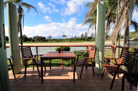 Beachfront 3, 25 Willow Street - Accommodation NSW 4