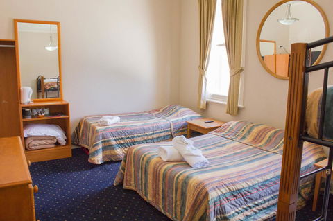 Gardners Inn Hotel - Accommodation NSW 19