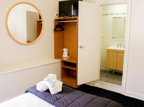 Gardners Inn Hotel - Accommodation NSW 23