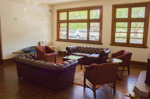 Gardners Inn Hotel - Accommodation NSW 11