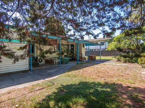11 Peel Street - Accommodation NSW 1