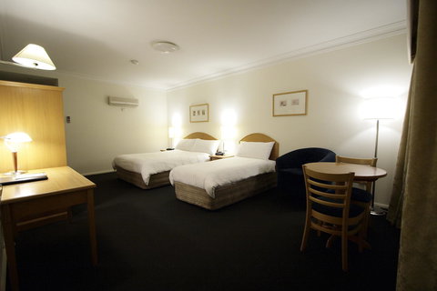 Carlyle Suites & Apartments - Accommodation NSW 6