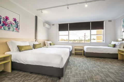 Nightcap At Hume Hotel - Accommodation NSW 17