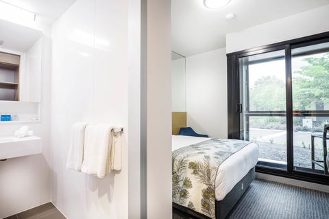 Mercure Darwin Airport Resort - Accommodation NSW 10
