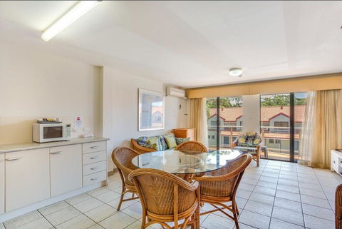 Nelson Bay Breeze - Accommodation NSW 24