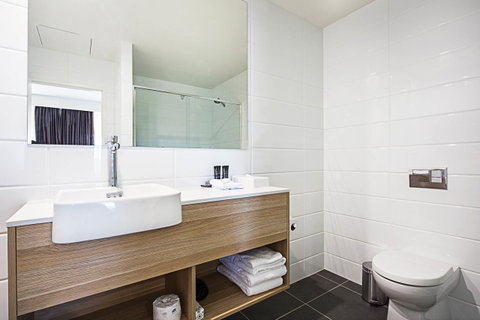 Mantra MacArthur Hotel - Accommodation NSW 21