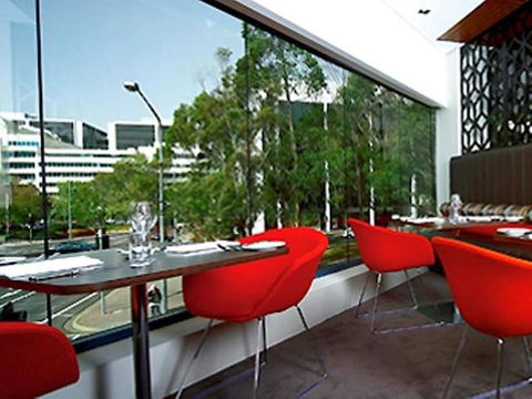 Novotel Canberra - Accommodation NSW 14