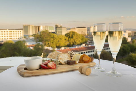 Novotel Canberra - Accommodation NSW 39