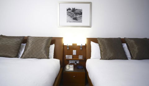 Novotel Canberra - Accommodation NSW 18