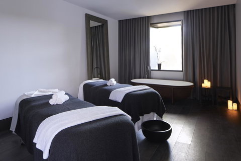 Hotel Realm - Accommodation NSW 23